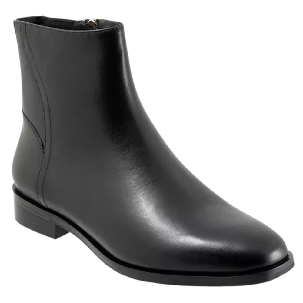 Trotters Womens Ava Bootie in Black, Size 6 Wide